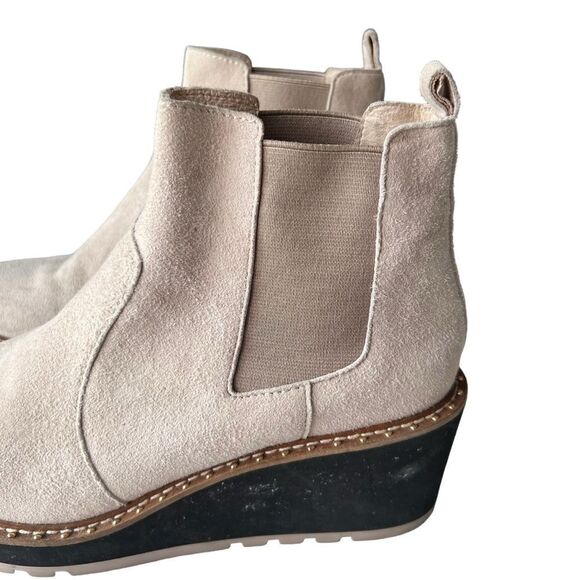 Cecilia New York Gemma Suede Pull On Booties - Picture 3 of 12